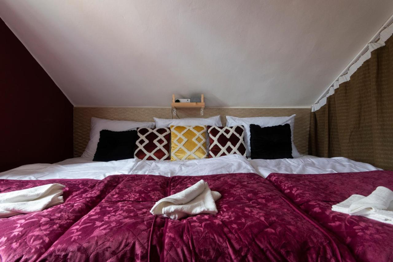 Golden Tree Loft In The Heart Of Praha